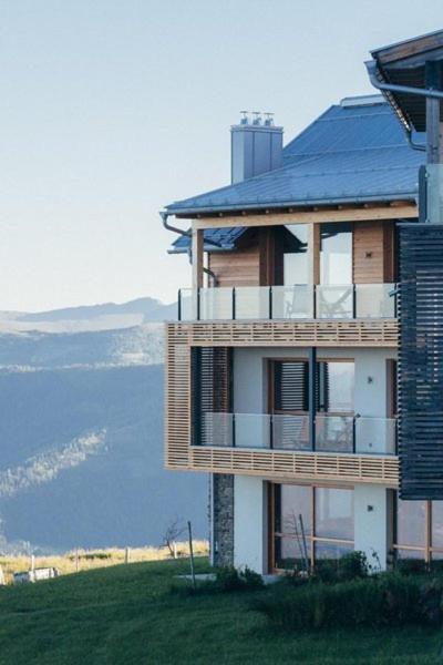 Alpinhotel Pacheiner Треффен Екстер'єр фото