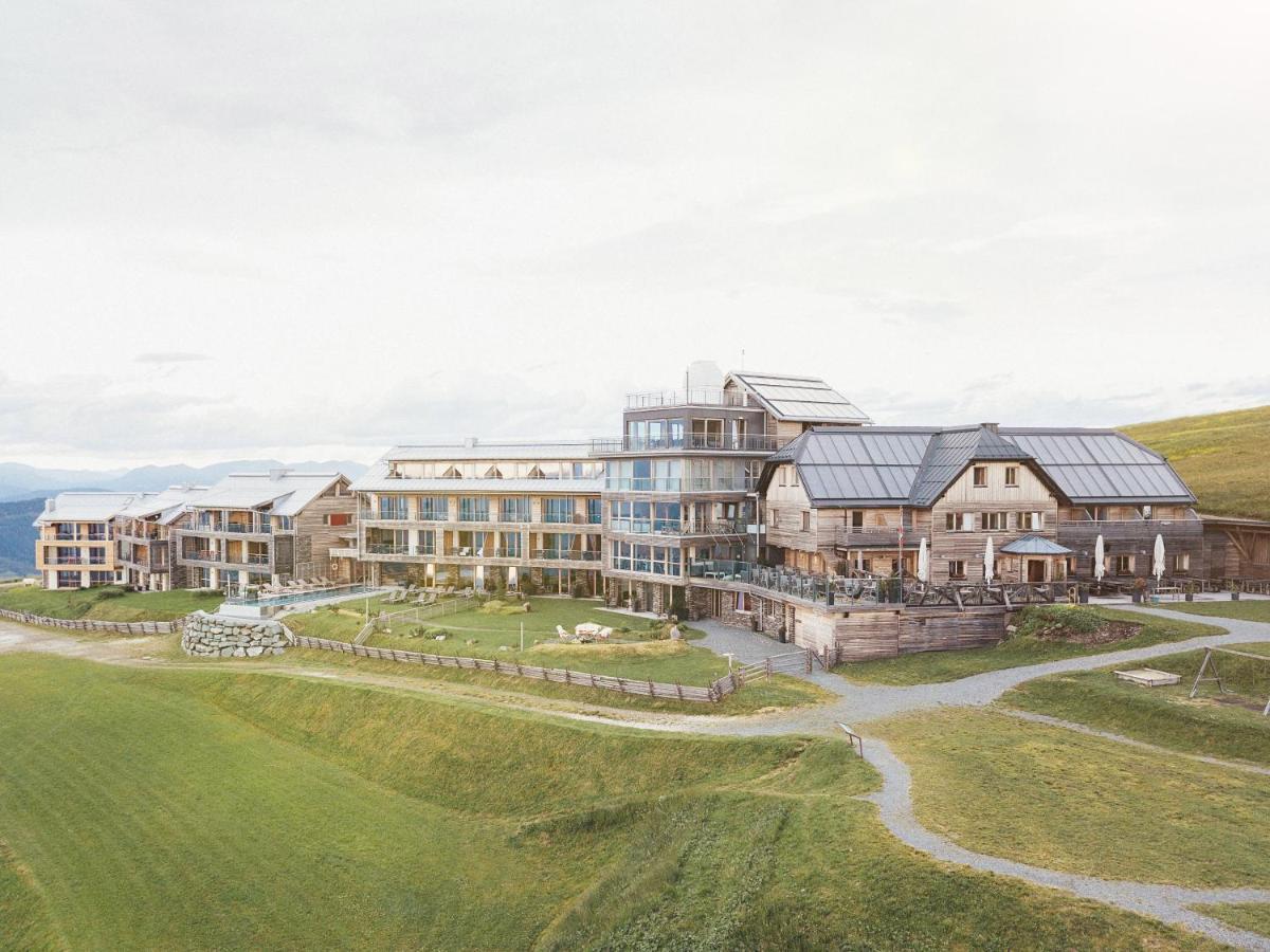 Alpinhotel Pacheiner Треффен Екстер'єр фото